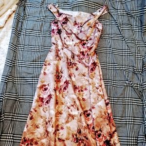 Vintage floral elegant gown!